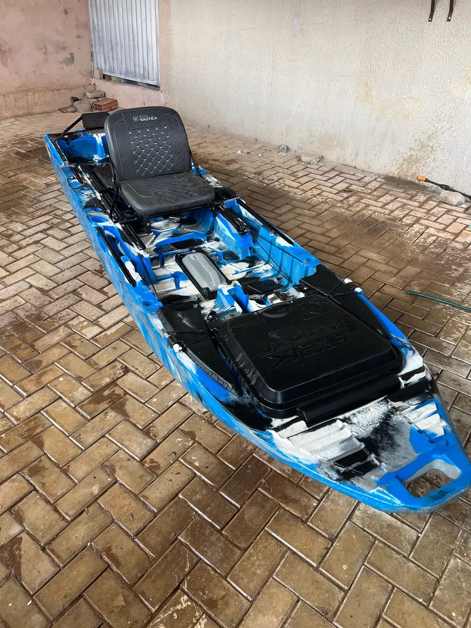 Caiaque ARK 1290 com cadeira 360°