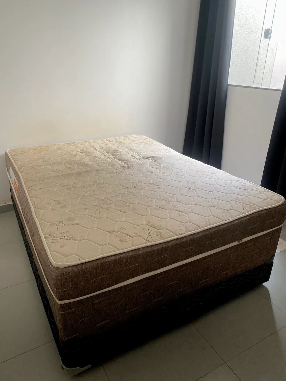 Cama Box 