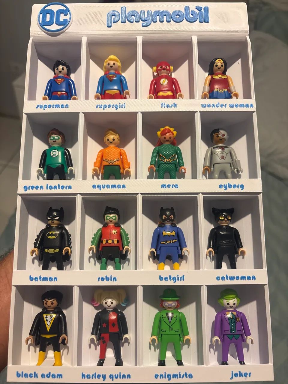 Coleção DC Comics KinderOvo.