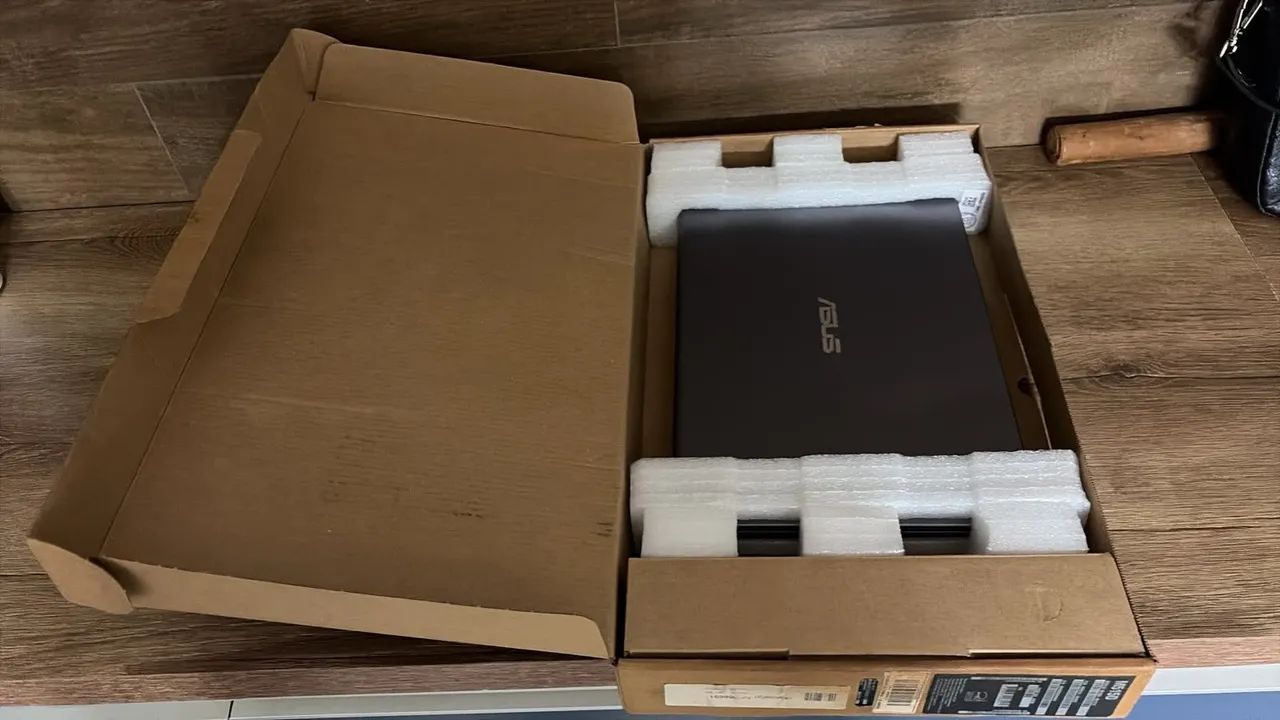 Notebook Asus VivoBook X515DA Ryzen 5 8GB SSD 256GB Windows 11 na
