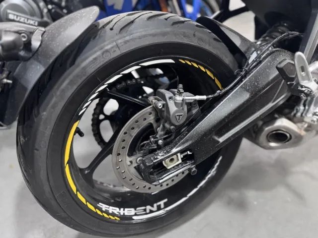TRIUMPH TRIDENT 660 2026 - Foto 2