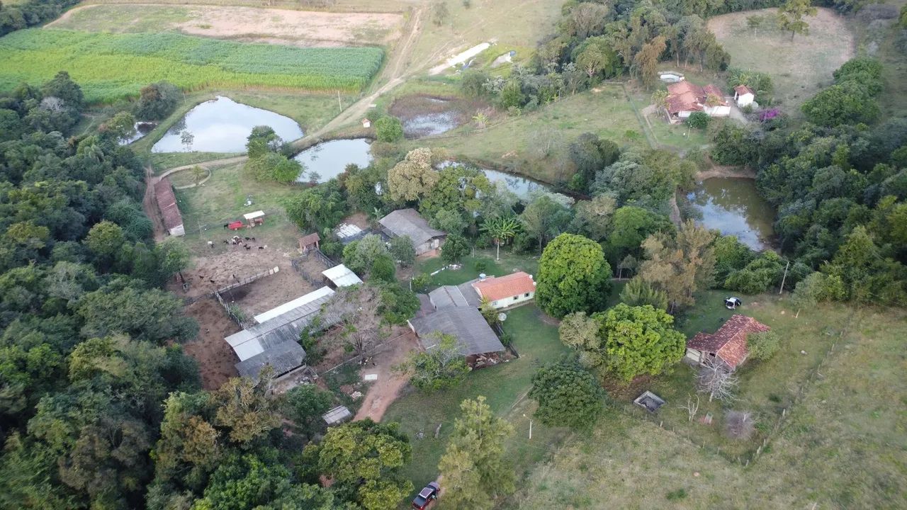 Excelente fazenda 63 há em Cláudio  - Foto 2