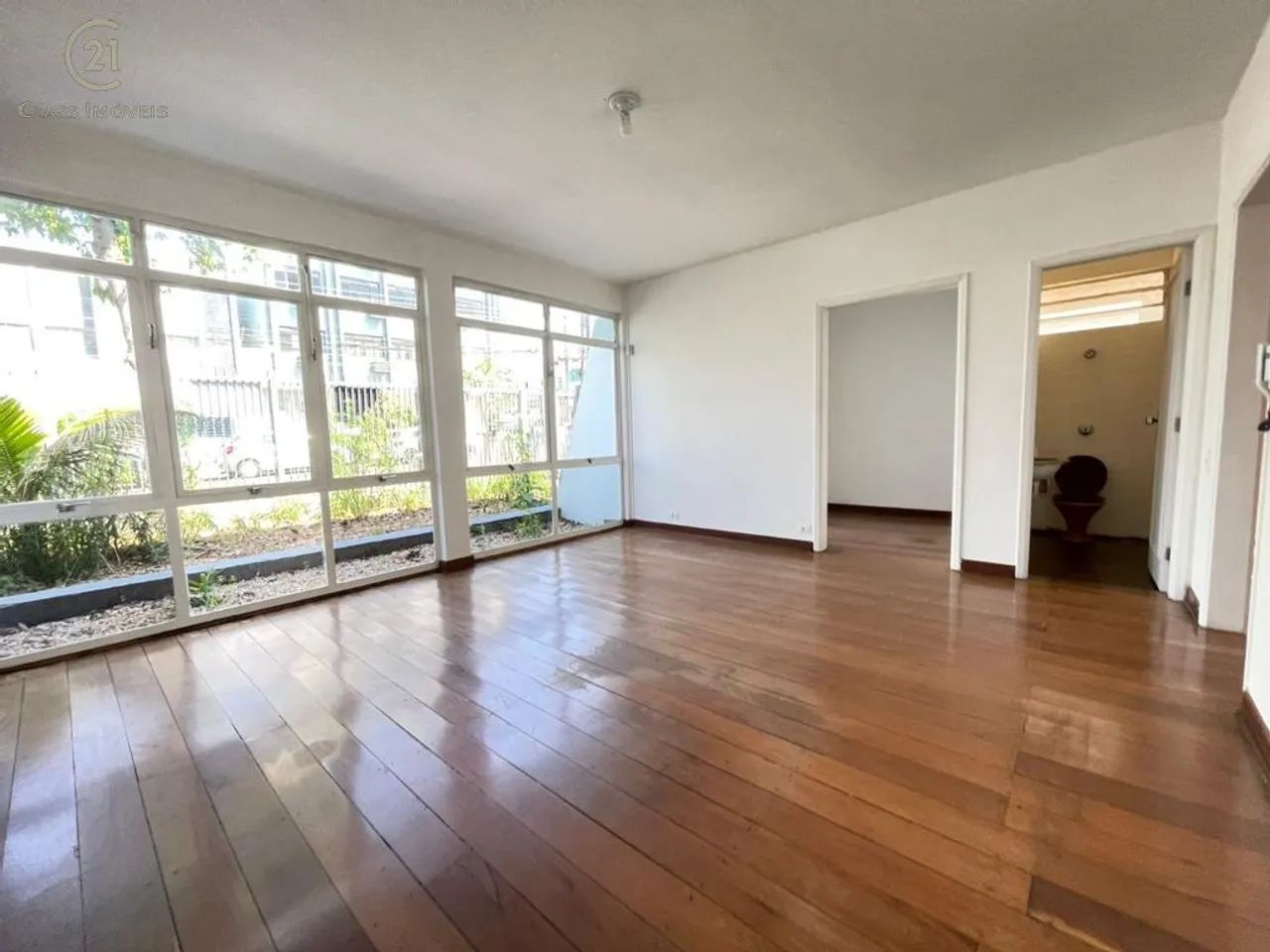Casa à venda em Londrina, Centro, com 4 quartos, com 400 m² - Foto 4