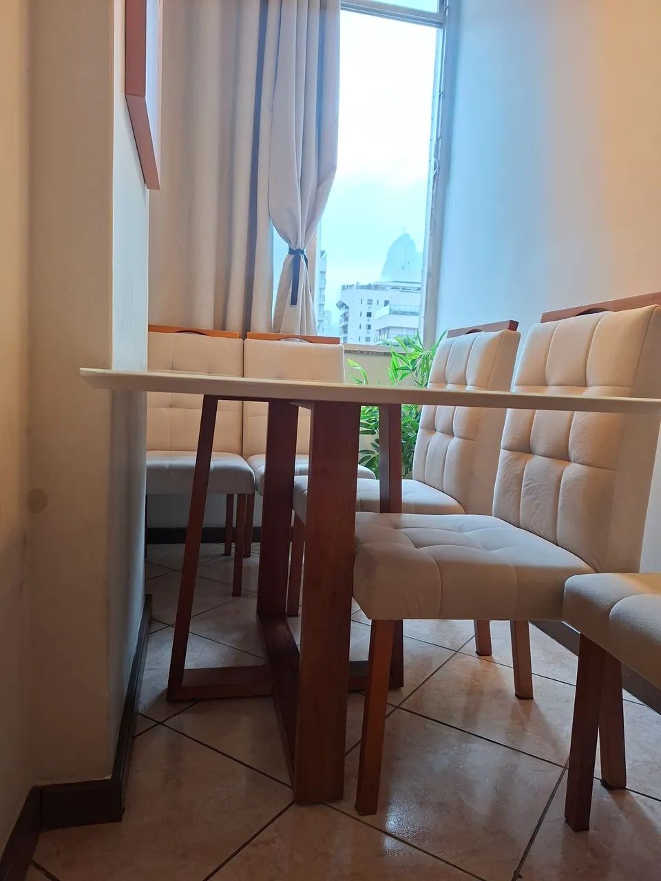 Mesa de Jantar com 6 cadeiras - Foto 3
