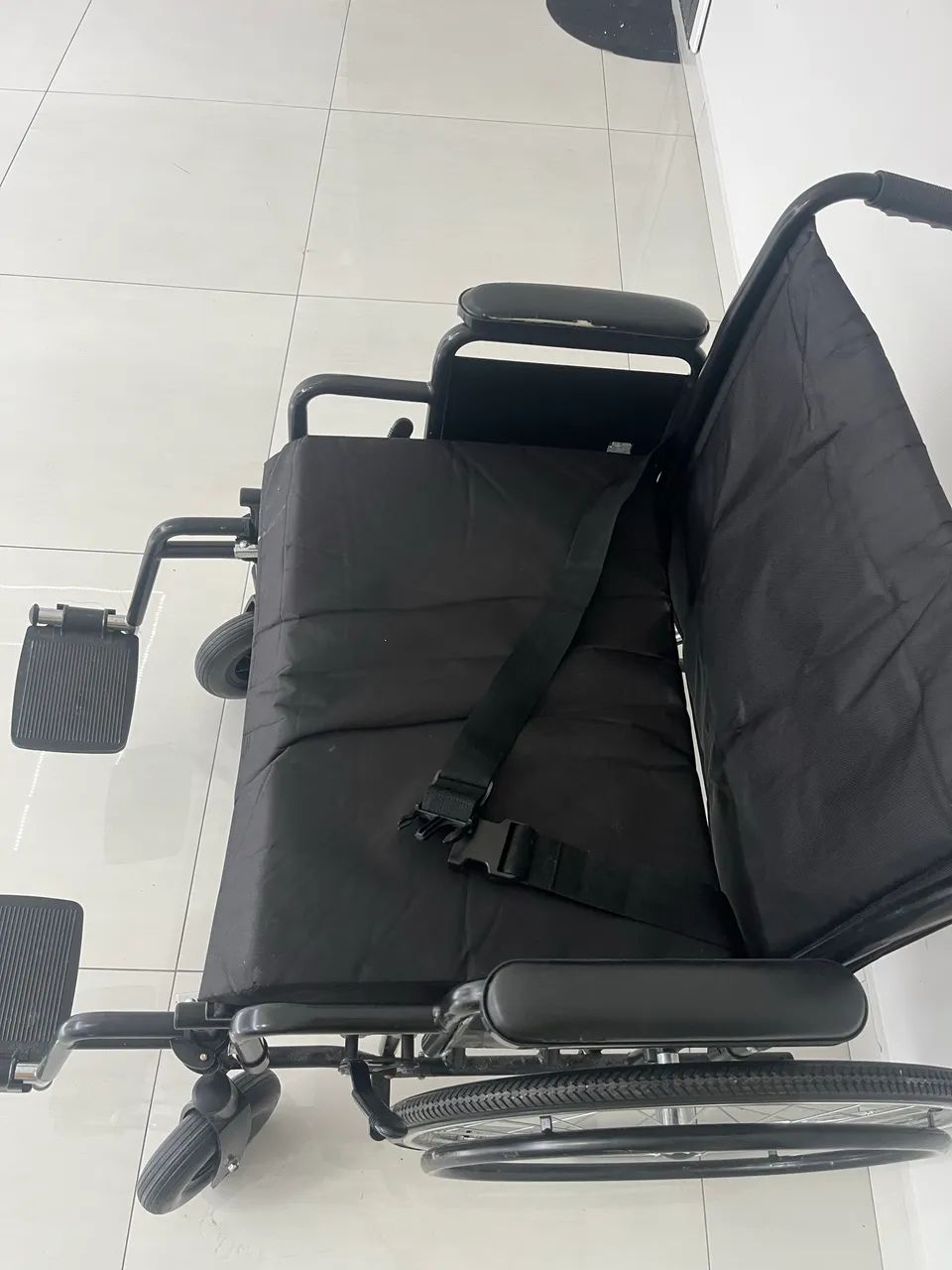 Cadeira de rodas 150kg - Foto 3