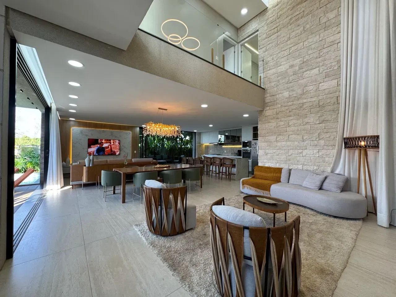 Sobrado para venda com 450 metros quadrados com 5 quartos - Foto 2
