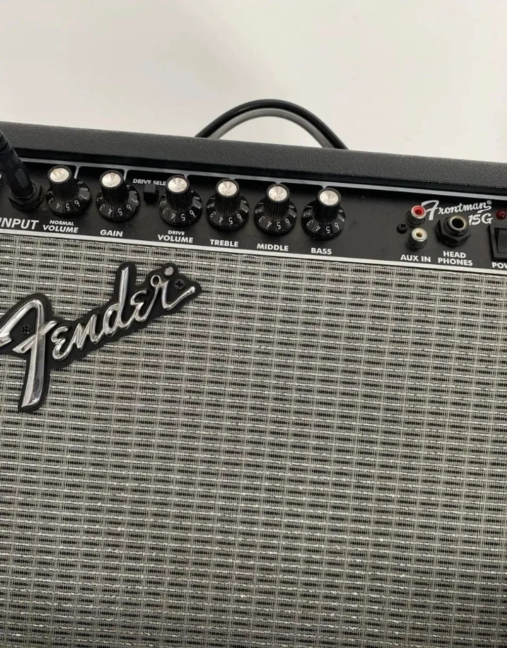 Caixa Fender 15G estado de nova 