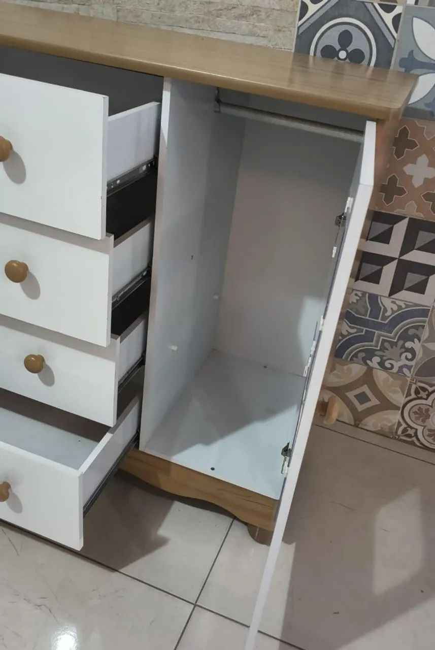 Cômoda bem conservada  - Foto 2