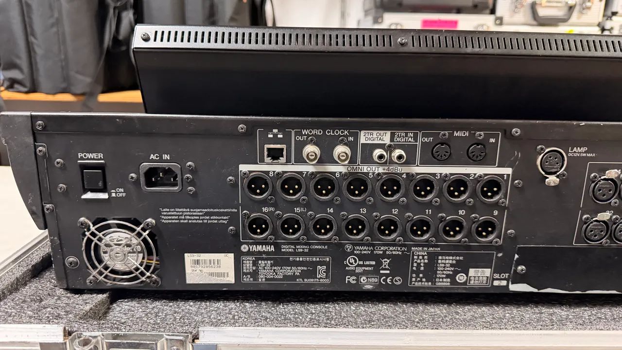 Mesa de Som Yamaha LS9 + Case mesa de studio  - Foto 2