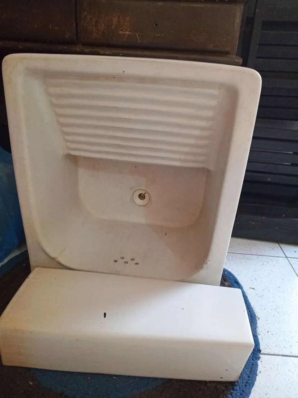 Tanque de louça 