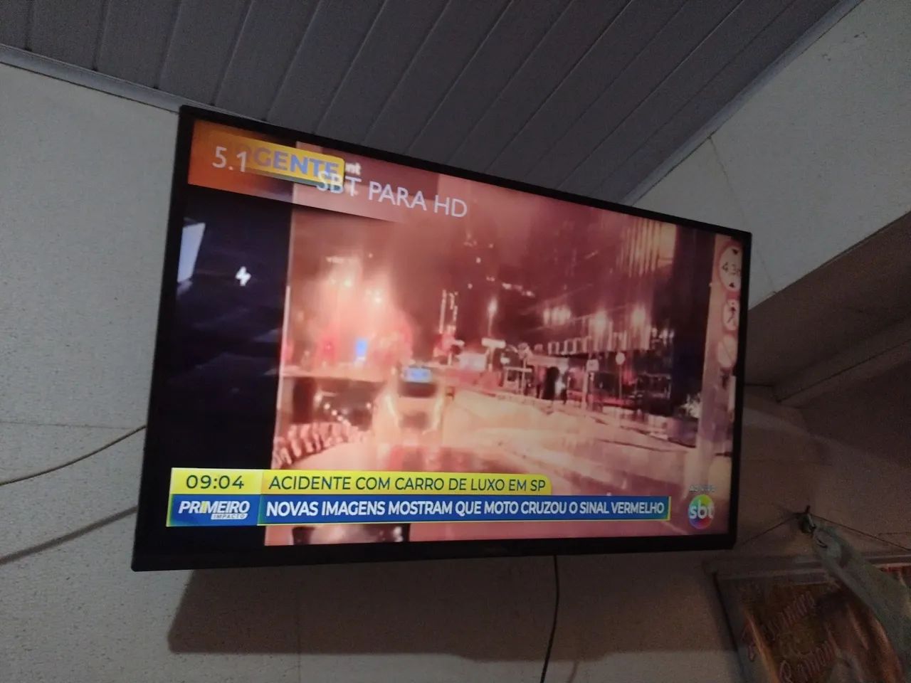 Vendo tv Philips 42 polegadas não é smartv 