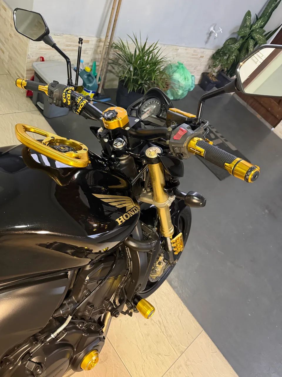 CB 600F HORNET - Foto 3
