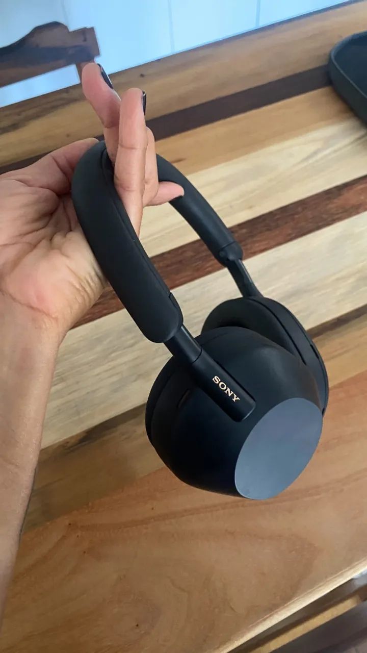 Headphone Sony WH1000XM5 - bate o Airmax Pro da Apple - Fones de