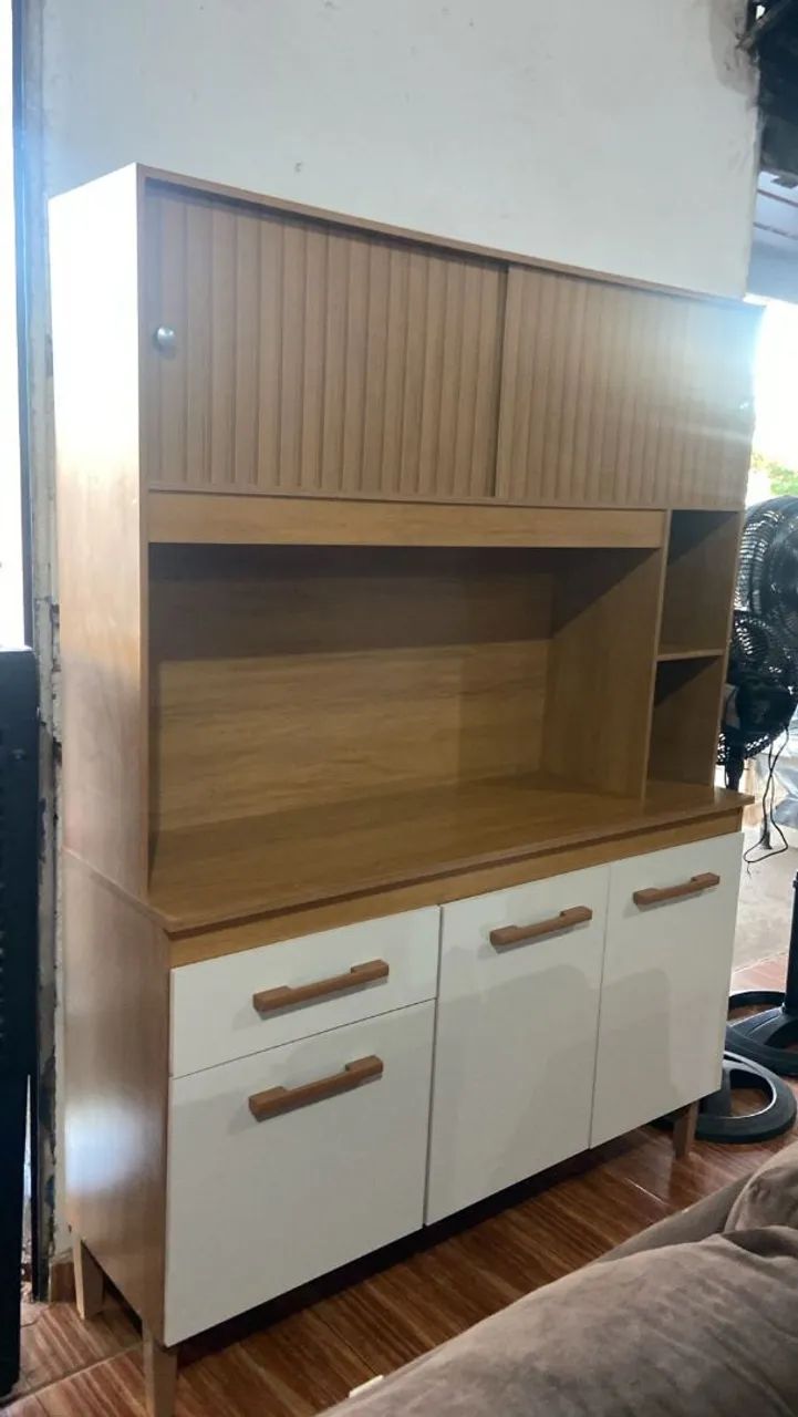 Armário de cozinha novo 