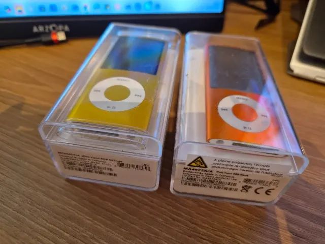 iPodうります Ipod 4a. geração 8Gb - Equipamentos e Acessórios de Som - Água