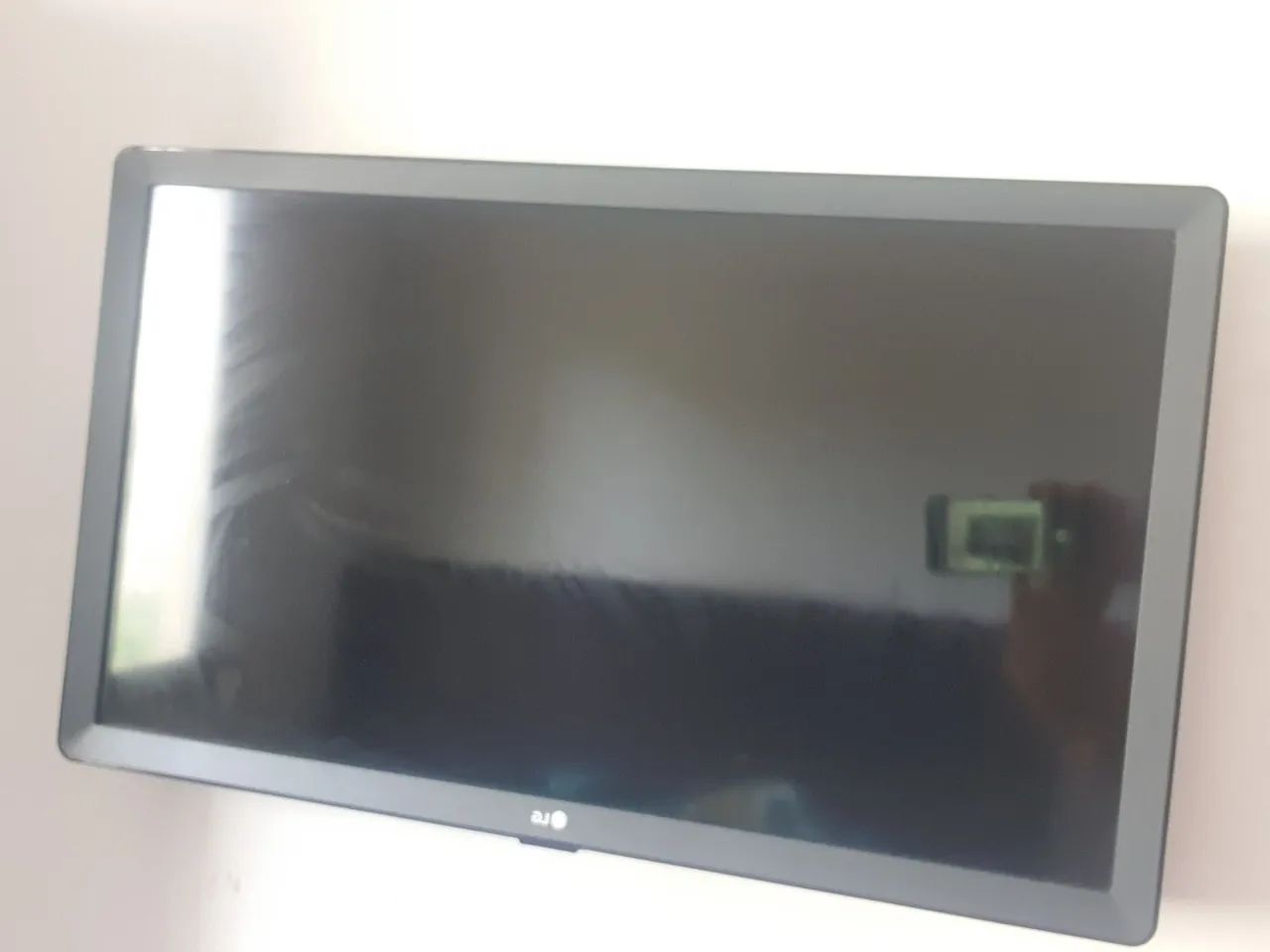 24POL/SMART TV LG 