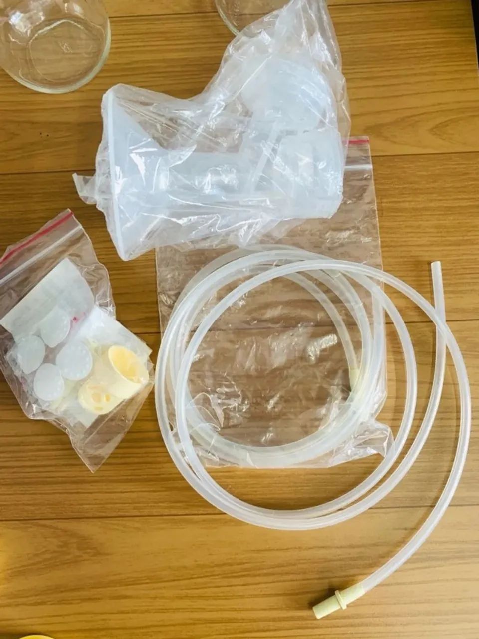 Bomba Extratora de Leite Elétrica Dupla Medela - Foto 2