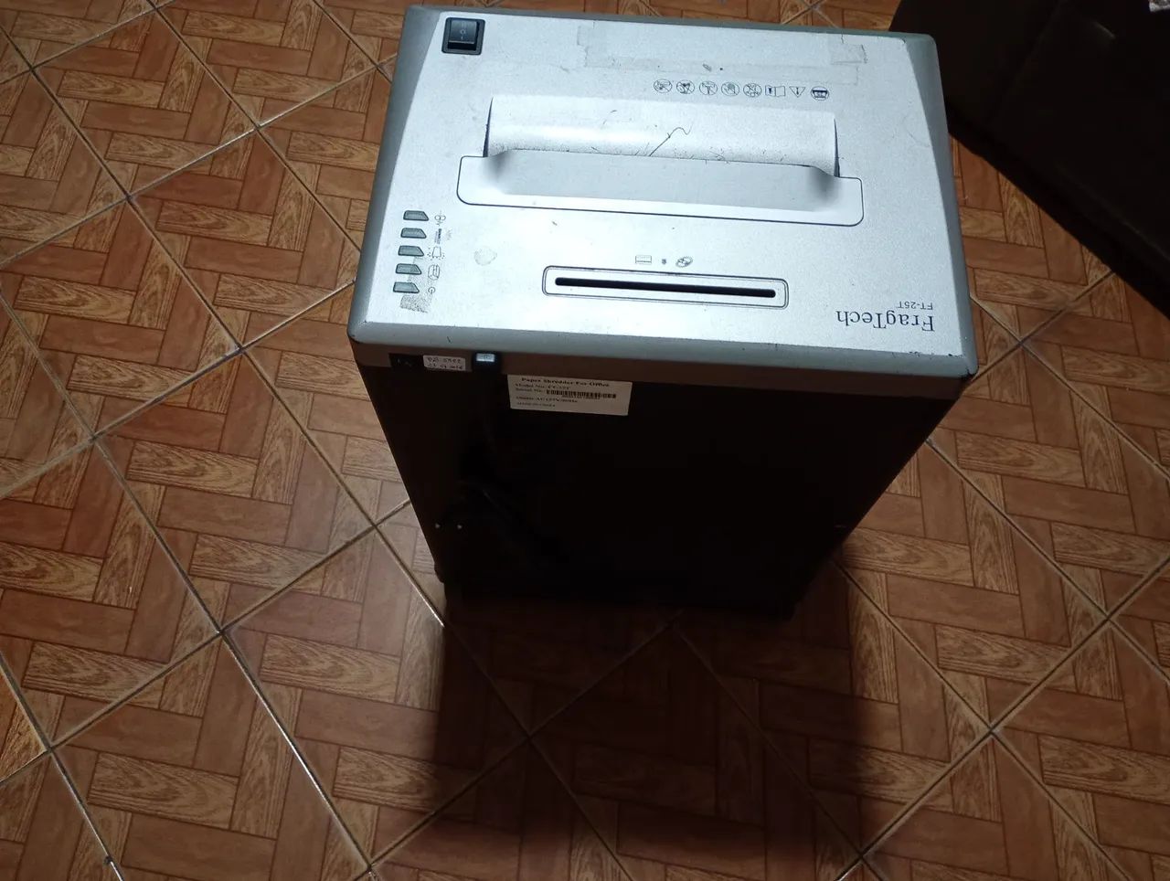 Fragmentadora de papel 25 fls - Foto 3