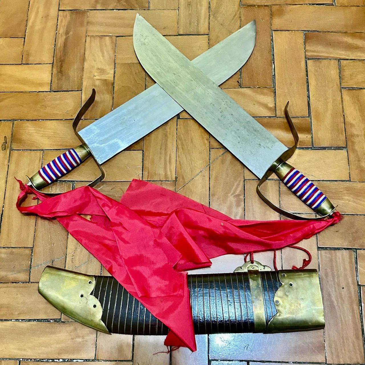 Espada Borboleta vinda da China