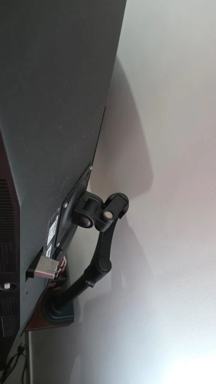 Monitor LG 29 Ultrawide com suporte de mesa articulado - Foto 2