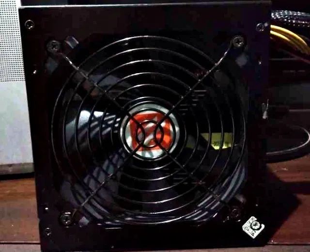 Fonte Real Atx Empire 680W - Foto 2