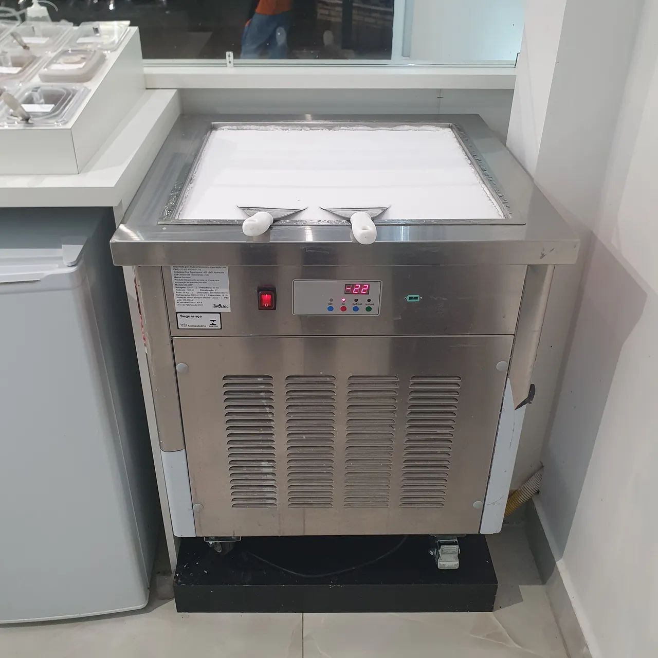 Maquina de sorvete na chapa (aceita cartão) - Foto 2