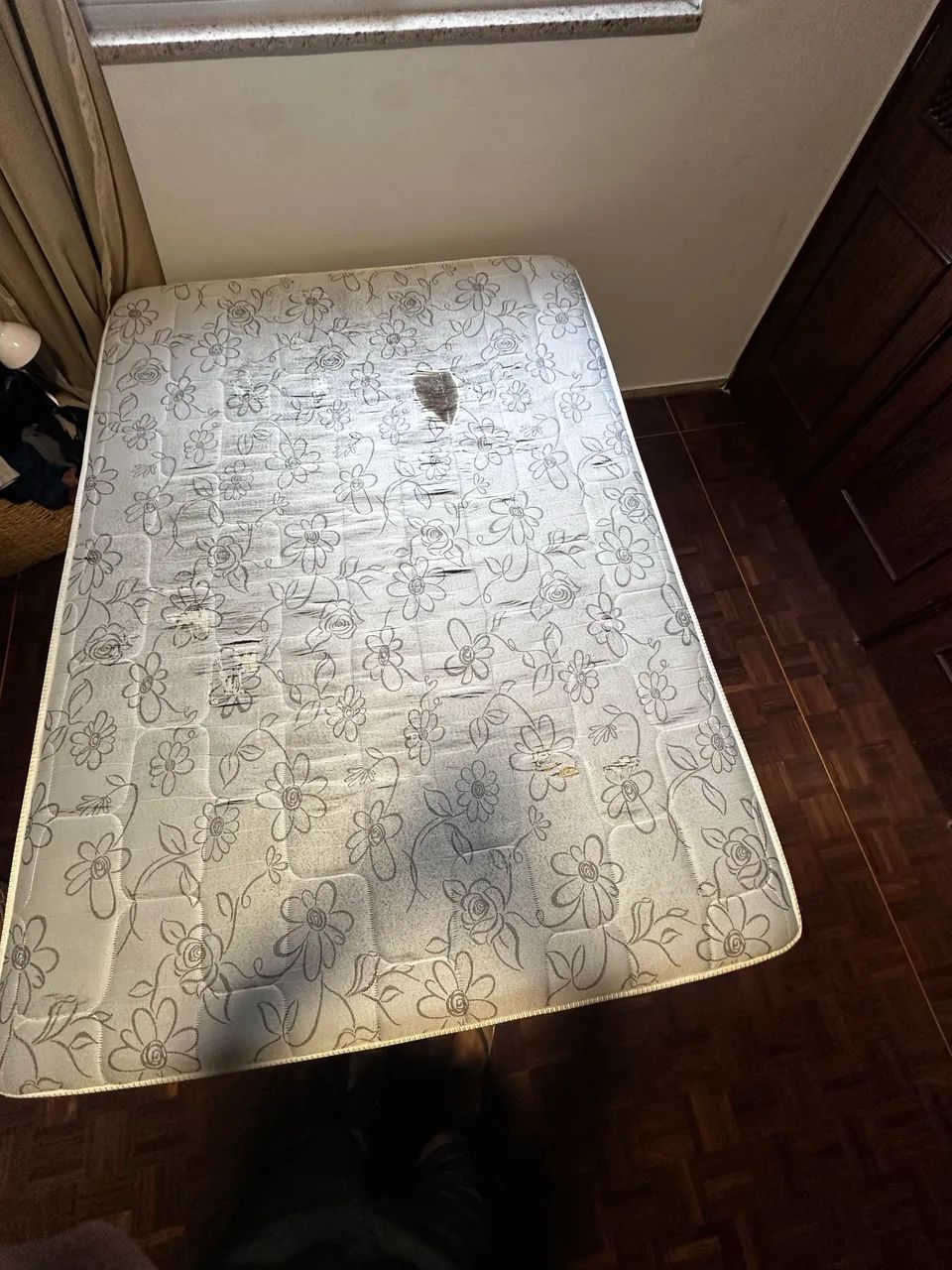CAMA CASAL BOX COM BASE E PÉS  - Foto 4