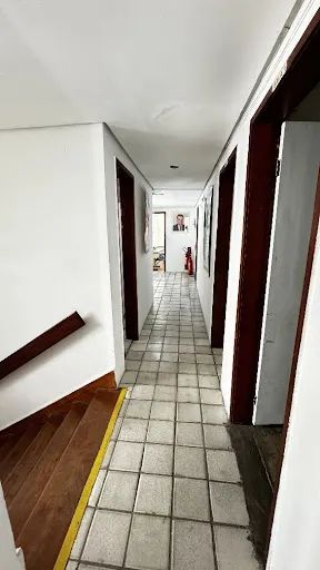 VENDE-SE CASA COMERCIAL NAS GRAÇAS - 381,80m2 - Foto 5