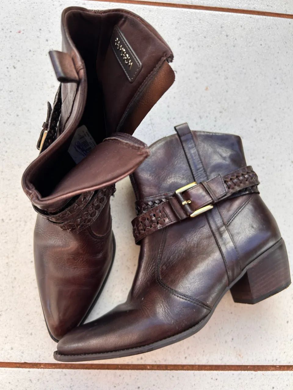 Bota Couro 37 - Foto 2