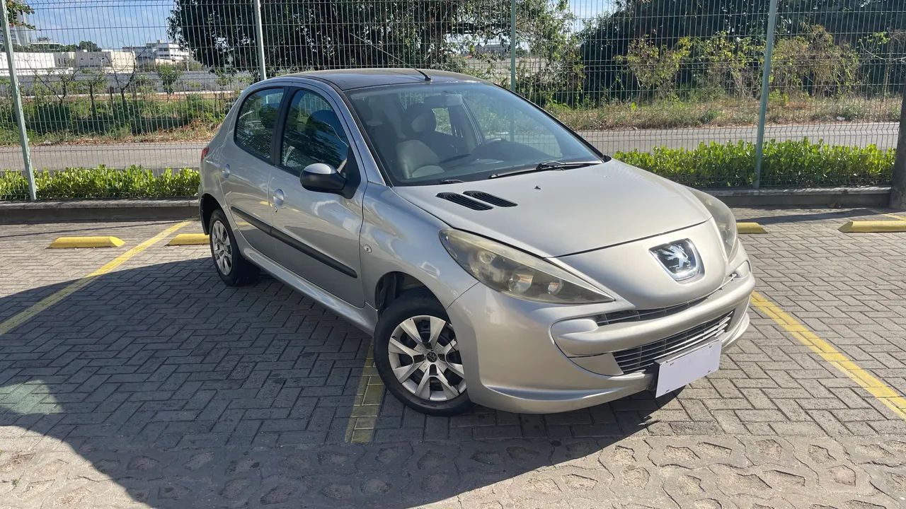 Peugeot 207 2012