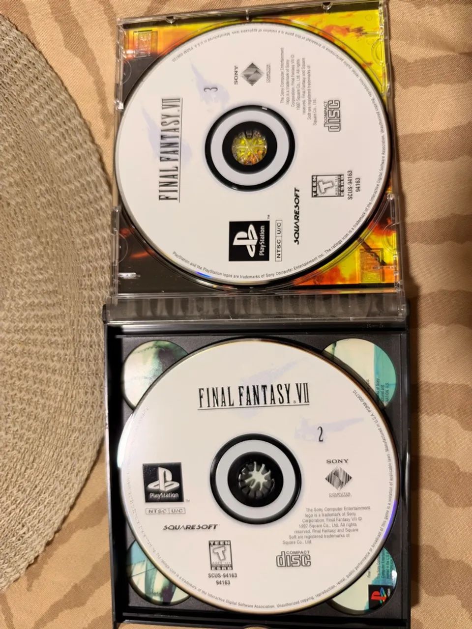 Final fantasy 7 Americano original black label ps1  - Foto 2