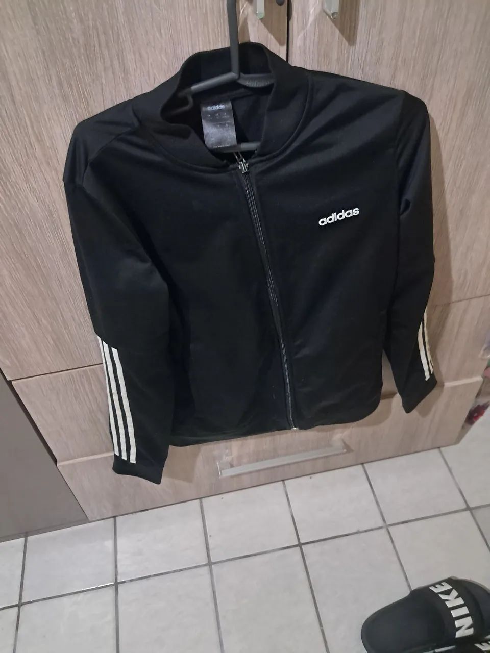 Conjunto da adidas modelo bomber