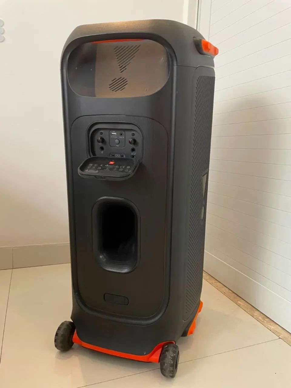 JBL PartyBox 710 + capa + 2 Microfones JBL - Foto 3