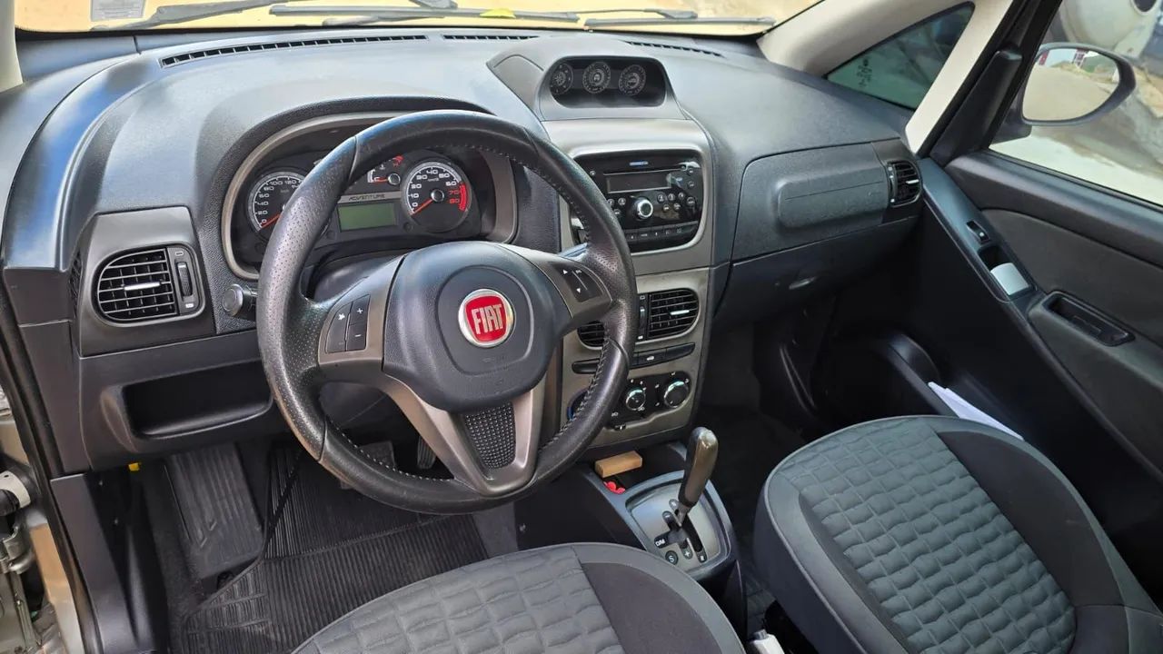 Fiat Idea Adv./ Adv.lock.dualogic 1.8 Flex 5P 2014 - Foto 5