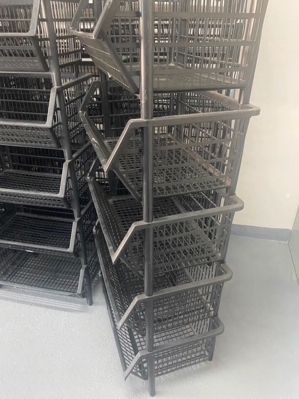 Vendo cesto organizador para lojas  - Foto 4