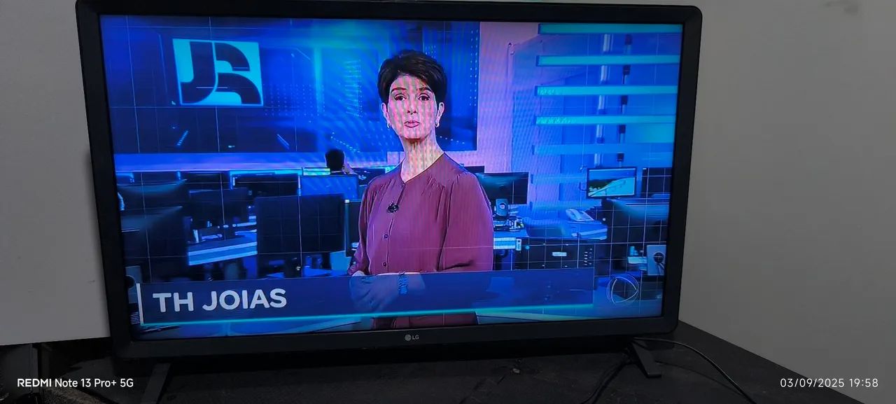 SMART TV LG 32 POLEGADAS BEM CONSERVADA  - Foto 5