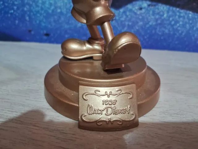 Boneco Mickey Kopenhagen ovo de páscoa 2010 - Foto 4