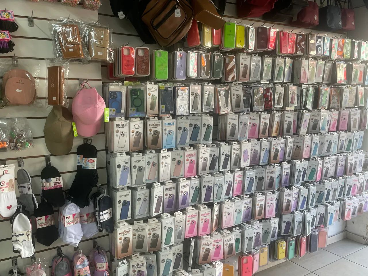 Passo loja de acessórios para celular e variedades - Foto 3