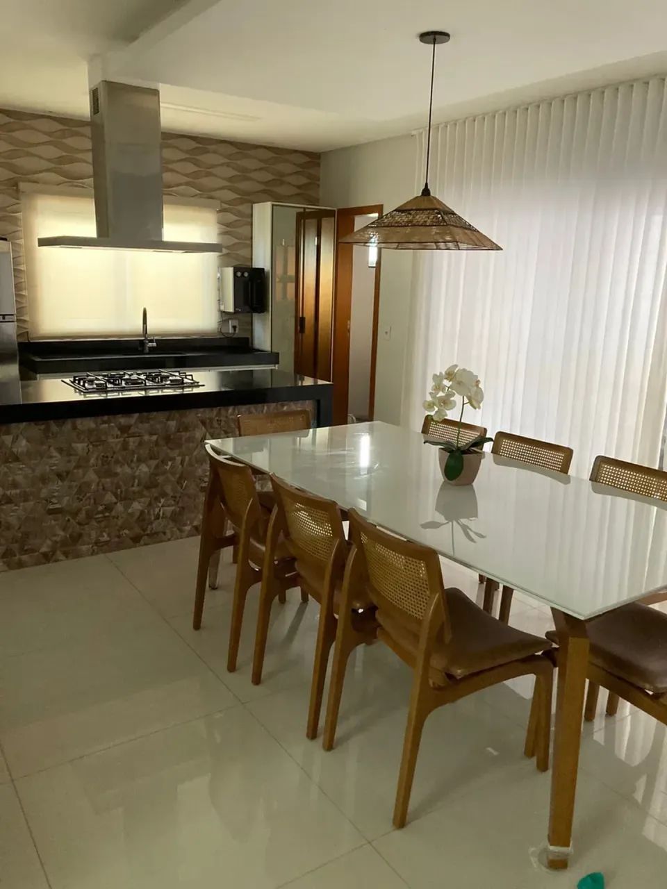 Casa de condomínio para venda possui 200 metros quadrados com 3 quartos - Foto 3