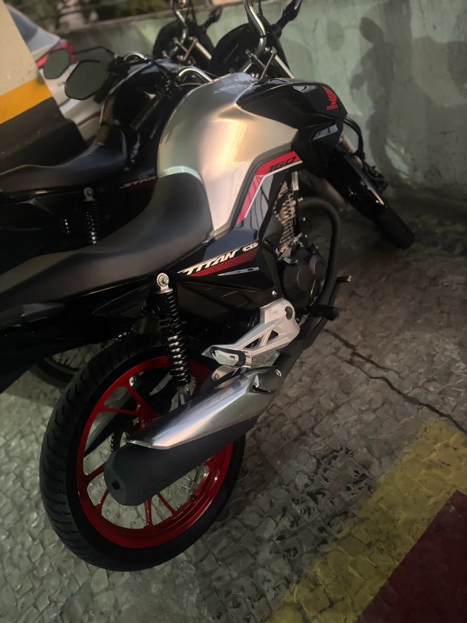 Moto zero 