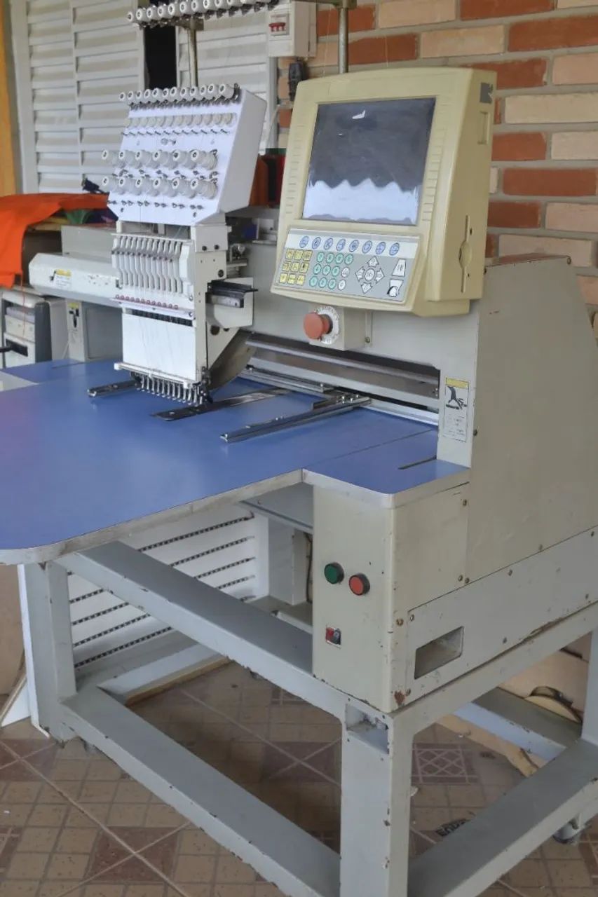 Máquina de bordar industrial Consew - Foto 4