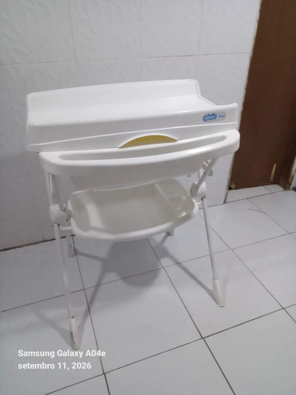 Banheira burigotto bem conservada 