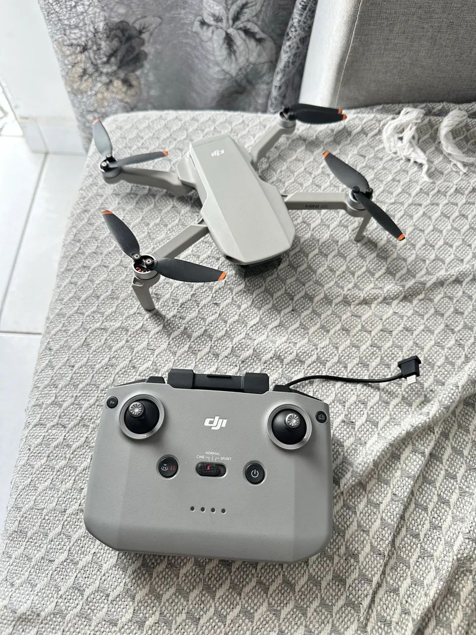 Vendo drone DJI mini 4k 