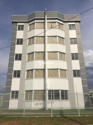 Apartamento novo de 1 dormitório, piso laminado, elevador e garagem