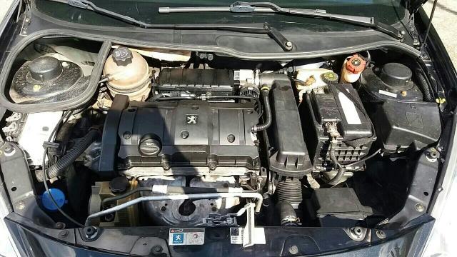PEUGEOT 207 2010/2010 1.4 XR PASSION 8V FLEX 4P MANUAL - Foto 7