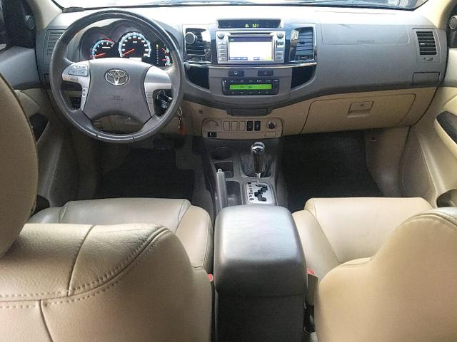 Toyota Hilux SW4 - Foto 8