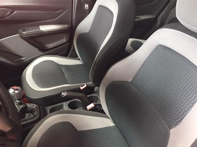 Onix LT 1.0 Flex Completo + DVD 2014/2015 - Foto 7
