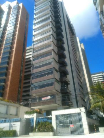 AV 263 - Mega Imóveis Prime Vende, apartamento de 261m² na Av Beira Mar