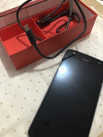 Vendo Moto Z com defeito para quem tiver interesse em concertar - Foto 2