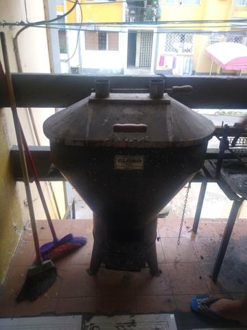 Churrasqueira abafo